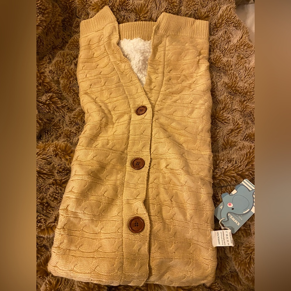 NWT quilted beige stroller blanket
